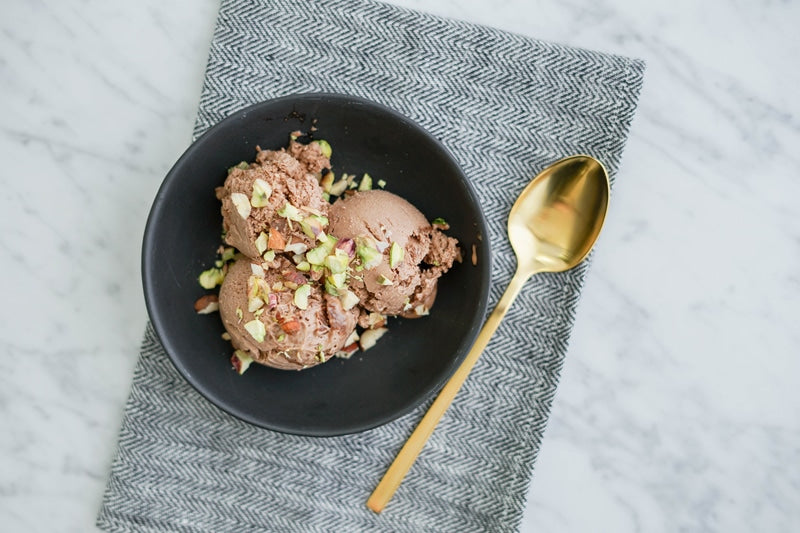 5 INGREDIENT HEALTHY DOUBLE CHOCOLATE CASHEW ALOE ICE CREAM | VEGAN | REFINED SUGAR-FREE | SOY-FREE